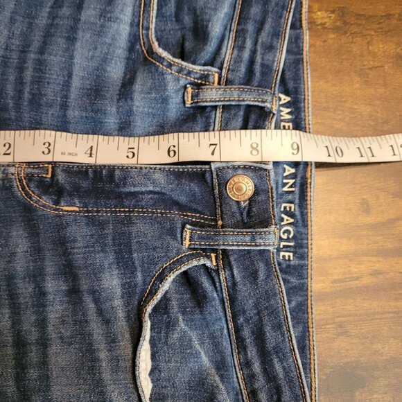 American Eagle Jeans 2 L Next Level Stretch Jegging Low Rise Ripped Medium Dark - Picture 9 of 12